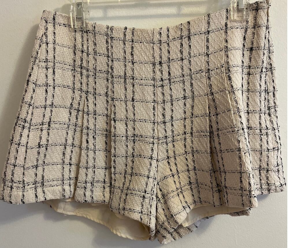Gilli tweed shorts - large